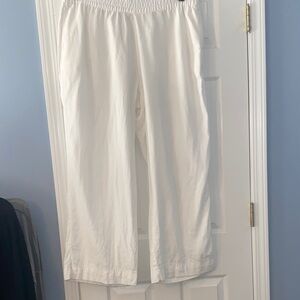 Old Navy White Wide-Leg Pants with Comfort Waistband